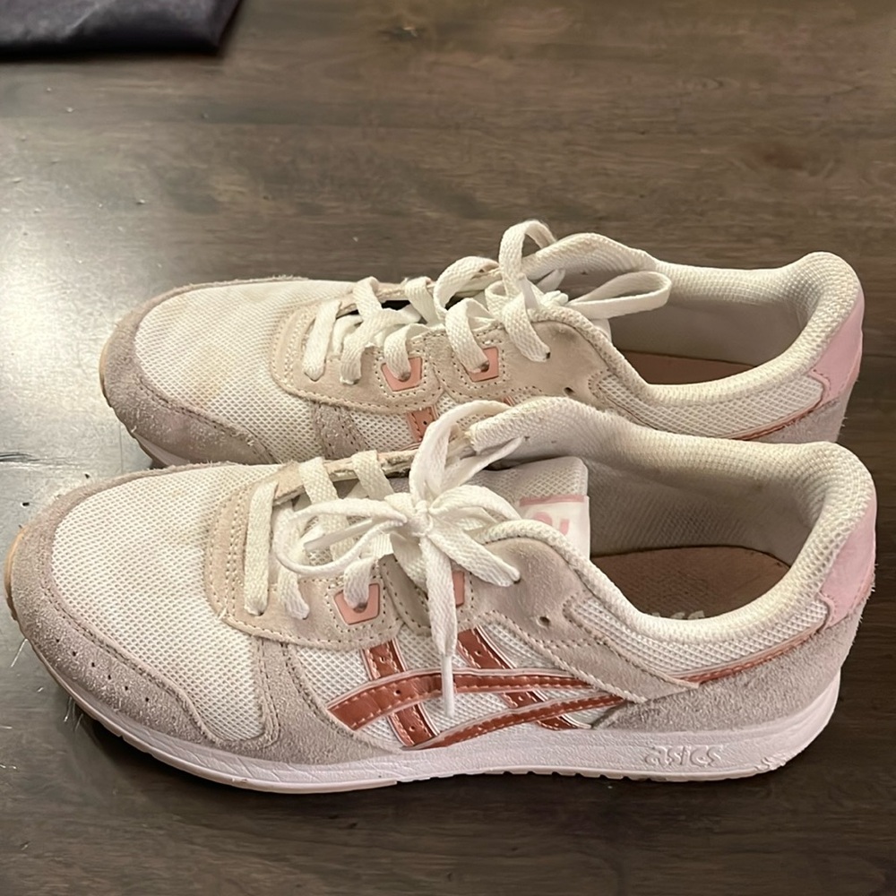 ASICS running shoes. Size 7 1/2
